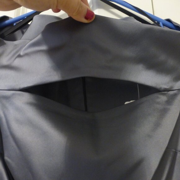 NWT LE CHATEAU gunmetal gray satin sleeveless midi dress - Picture 5 of 10